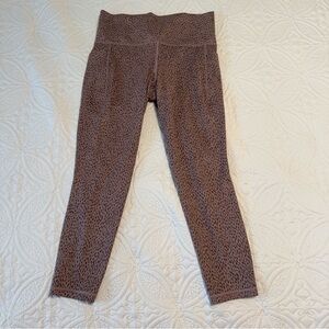 Athleta Salutation Stash Pocket 7/8 Leggings – Shanti Animal Print, Size Medium